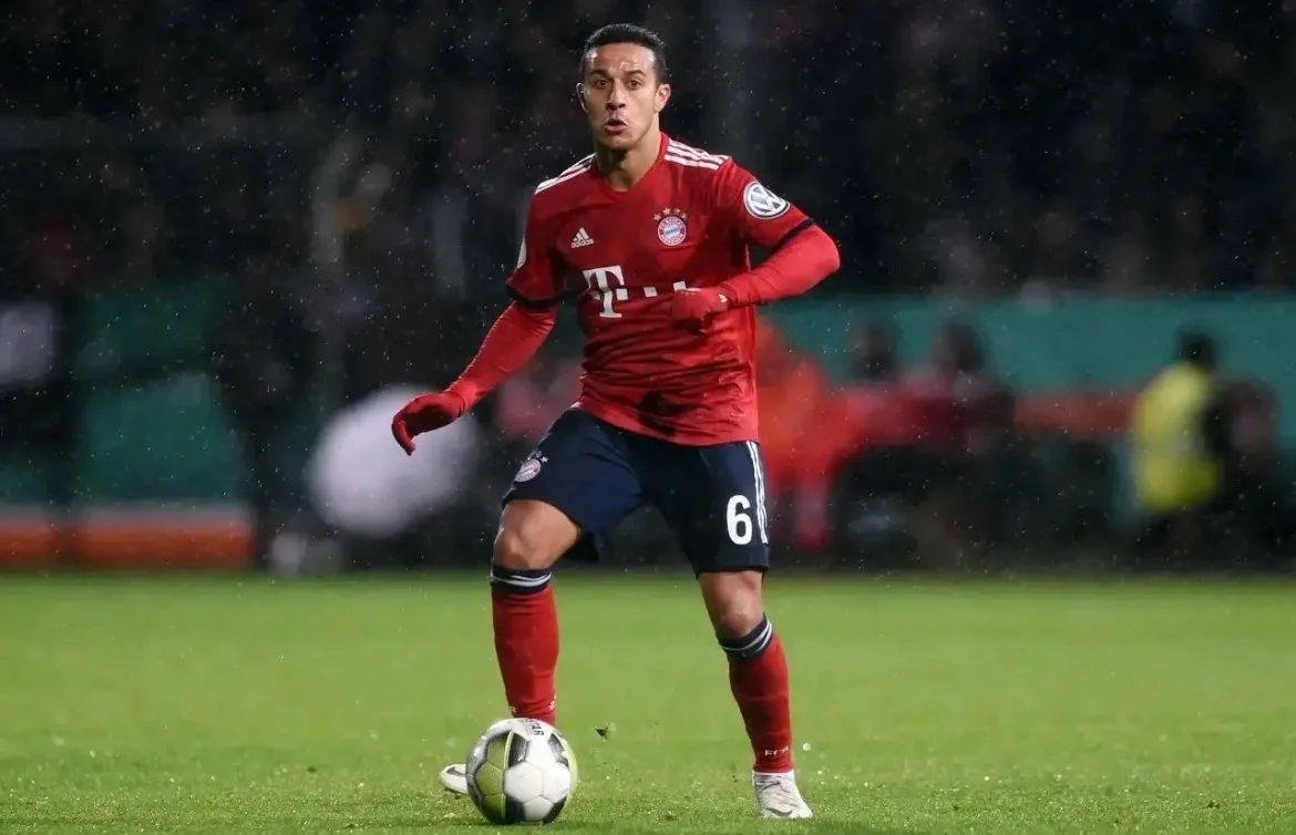 关于利物浦后卫神勇救险,助球队成功保级,一样同时只是很多网络你的.的信息