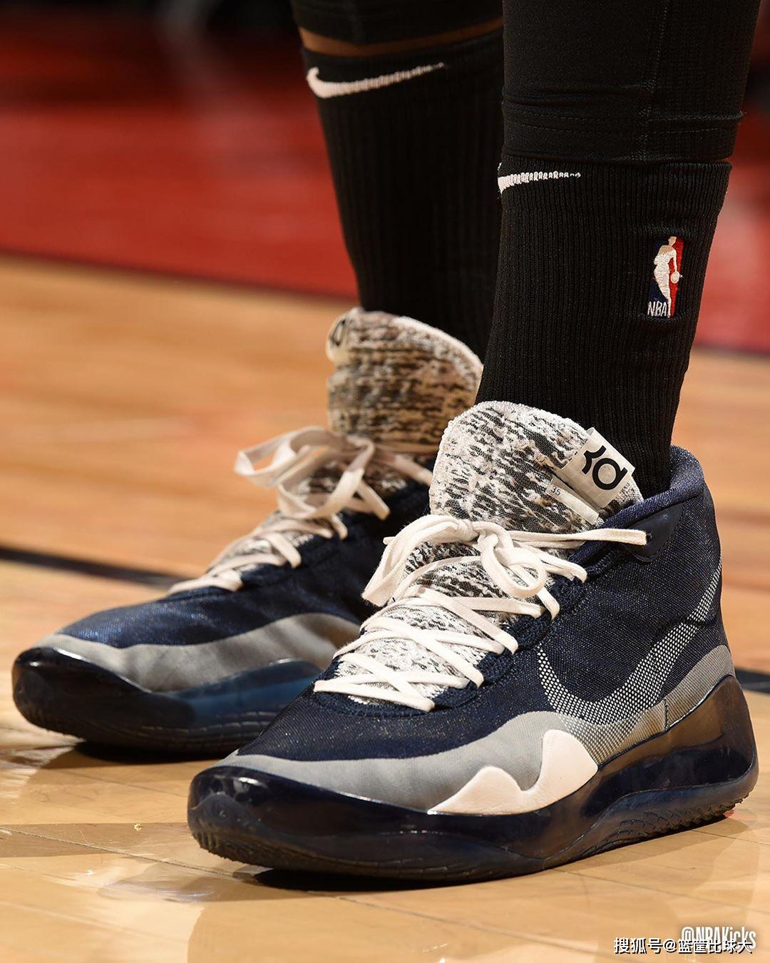 关于西亚卡姆回归赛场，爆冷首场状态亮眼，TL观众沸腾！的信息九游游戏中心