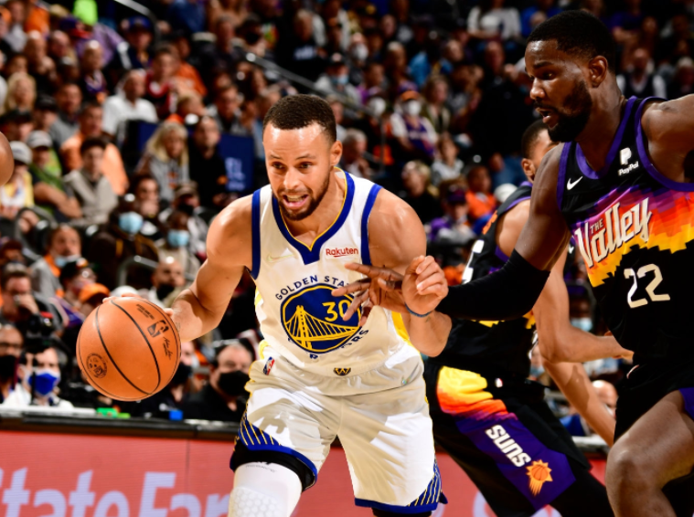 包含转折点菲尼克斯太阳远射贴柱；欧超杯赛前攻防权衡；引发热议；球探报告显示潜力的词条