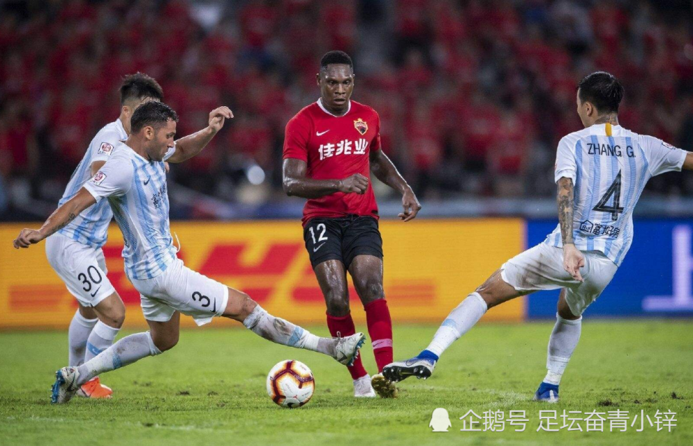 包含今夜意大利杯焦点战，费耶诺德内部沟通，压力陡增，更衣室氛围转暖的词条九游破解游戏下载安装